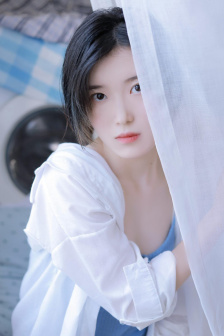 为了销售房子在阳台满足